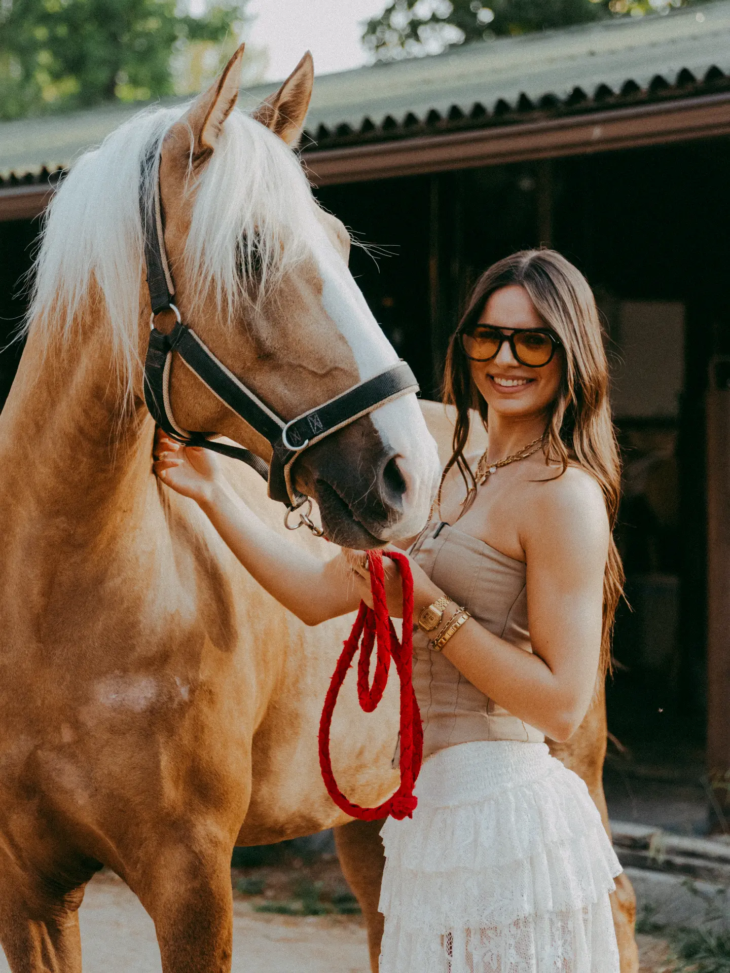 Participante com um cavalo no Centro Hípico de Coimbra